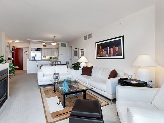 2nd image of 500 W Harbor Dr Unit 1012