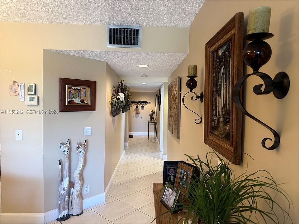 1st image of 1100 SW 130th Ave APT 401H