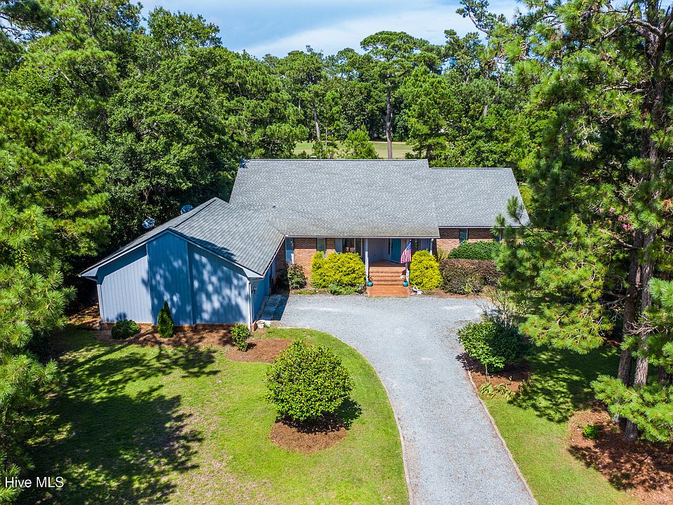 1st image of 123 Olde Point Road