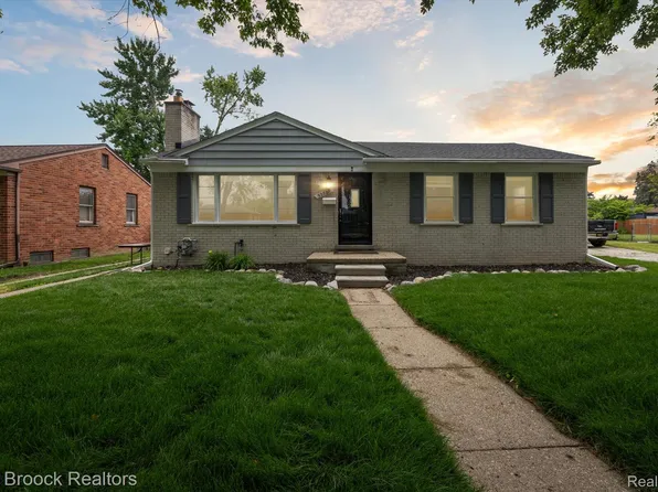 32729 W Chicago St, Livonia, MI 48150