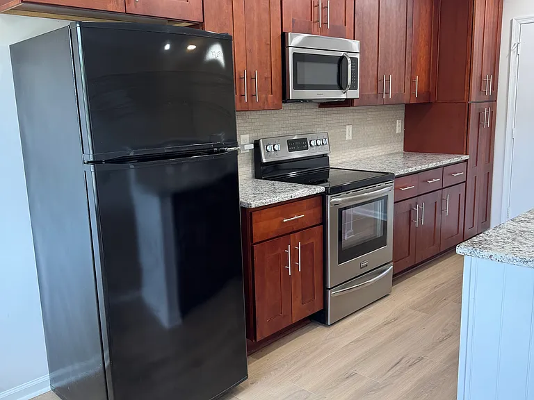 3832 Summerwood Ct — Photo 14