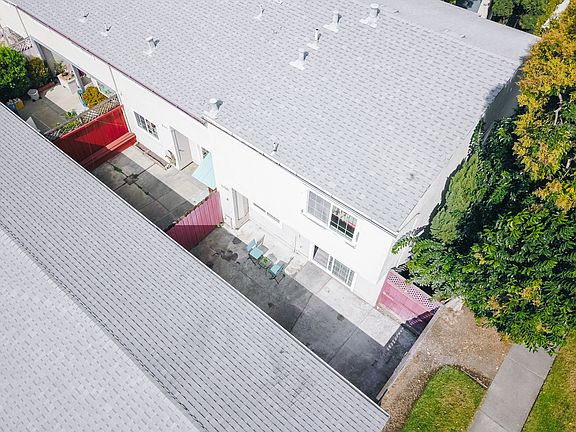 3rd image of 4210 Saturn Way
