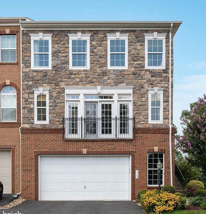 1st image of 1740 MOULTRIE TERRACE NE