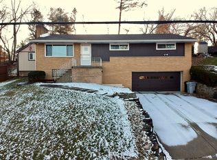 1913 Allison Dr, Glenshaw, PA 15116