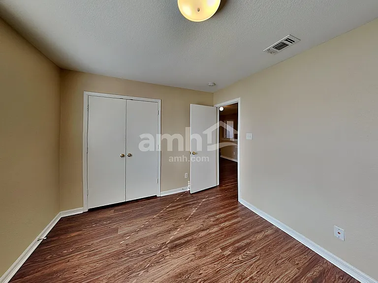 9742 Liberty Grn — Photo 18