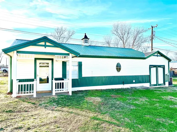 311 E Park St, McLoud, OK 74851