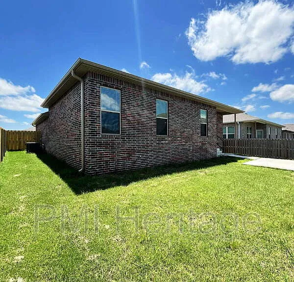 2060 Periwinkle Pl — Photo 29