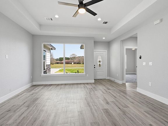 3rd image of 44 Meadow Lake Dr