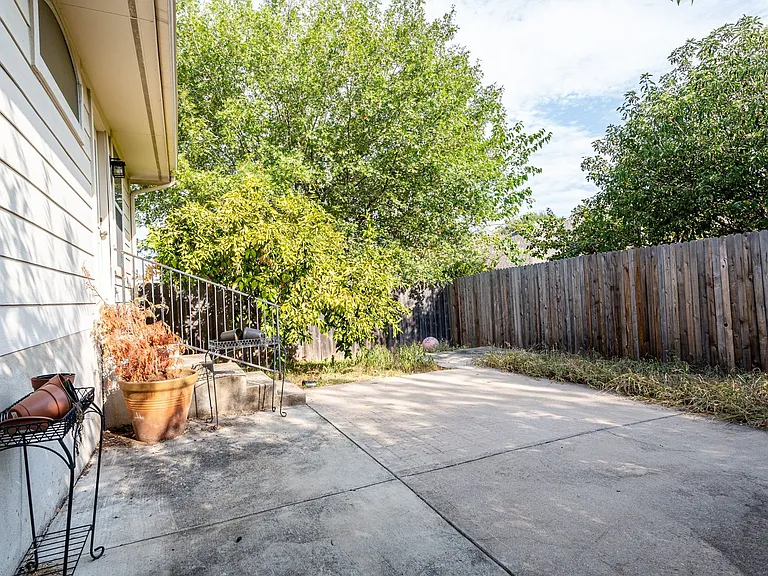3400 Bratton Ridge Xing — Photo 21