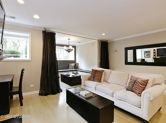 4th image of 5821 N Winthrop Ave