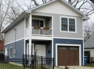 408 W Maple St, Champaign, IL 61820