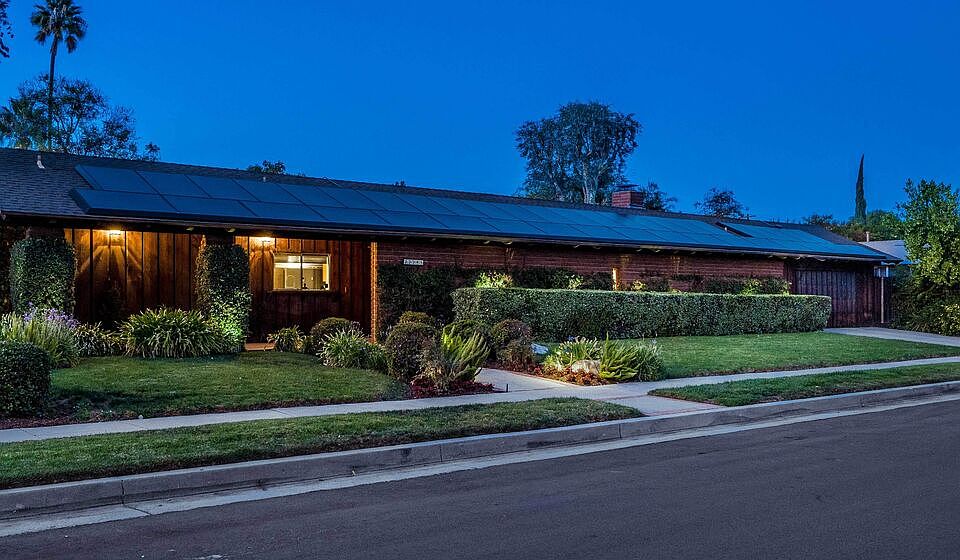 1st image of 23341 Los Encinos Way