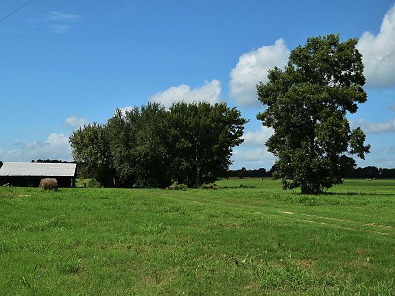 3rd image of 1380 County Road 328