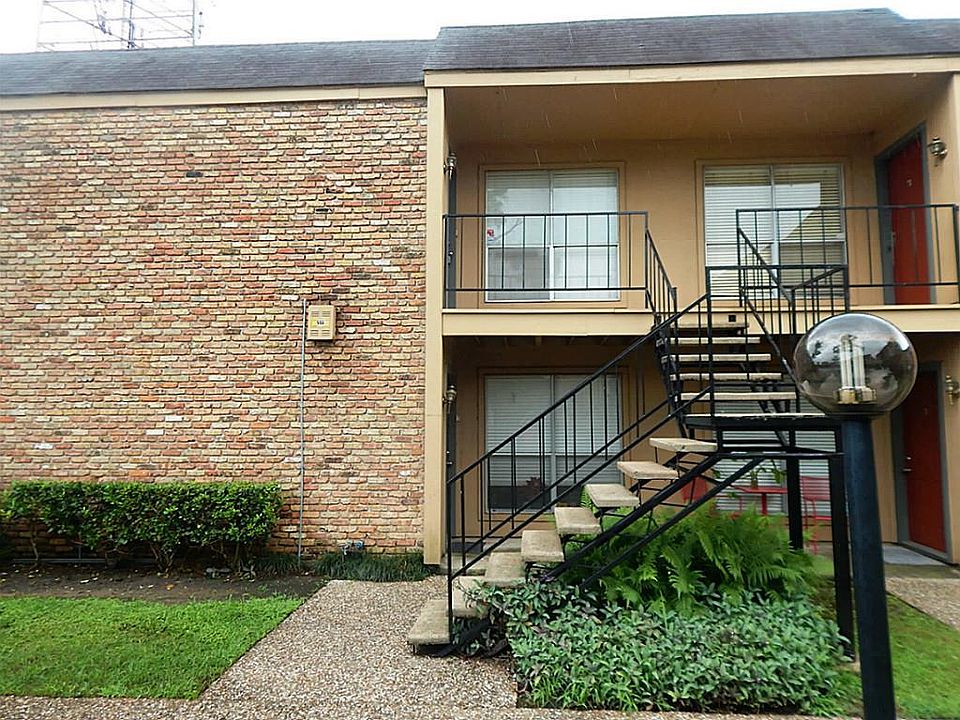 1st image of 3303 W Greenridge Dr APT 44