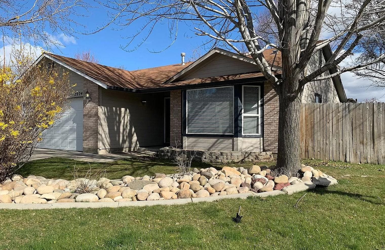 2924 E Gloucester St, Boise, ID 83706 Zillow