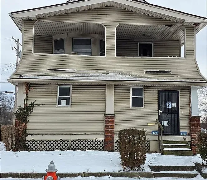1216 Lakefront Ave #1 — Photo 2