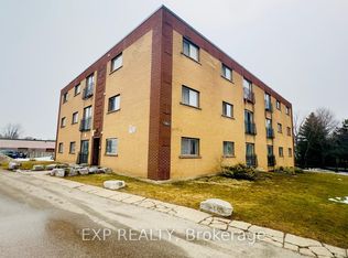 76 Brybeck Cres #202, Kitchener, ON N2M 2C6