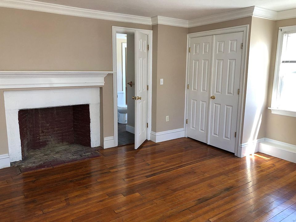 11 Milk St Newburyport MA Zillow