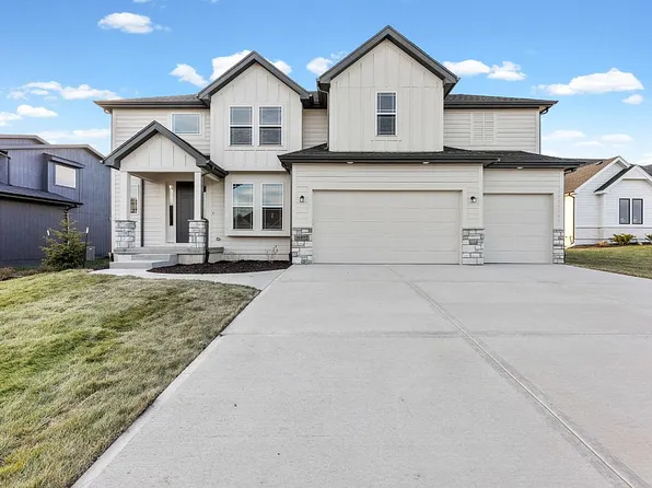 16872 S Norton St, Olathe, KS 66062