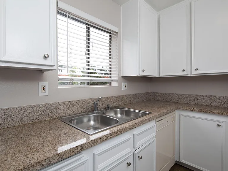 Northwinds Apartments — Photo 28