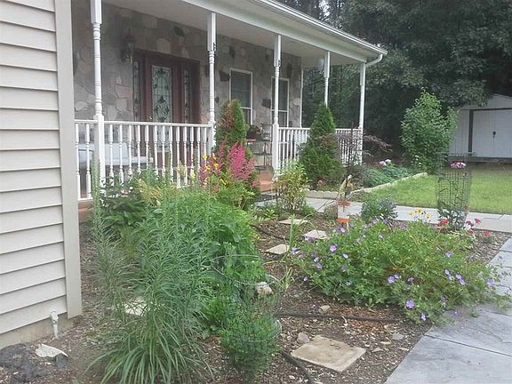 4th image of 124 Chadwycke Ct