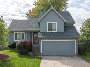 5316 Brookview Dr, West Des Moines, IA 50266