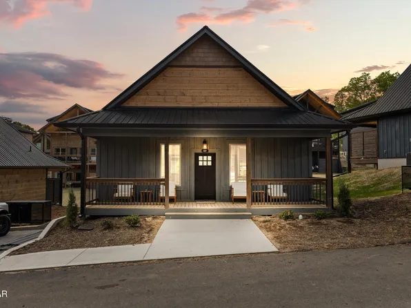 587 Warbonnet Way #62, Pigeon Forge, TN 37863