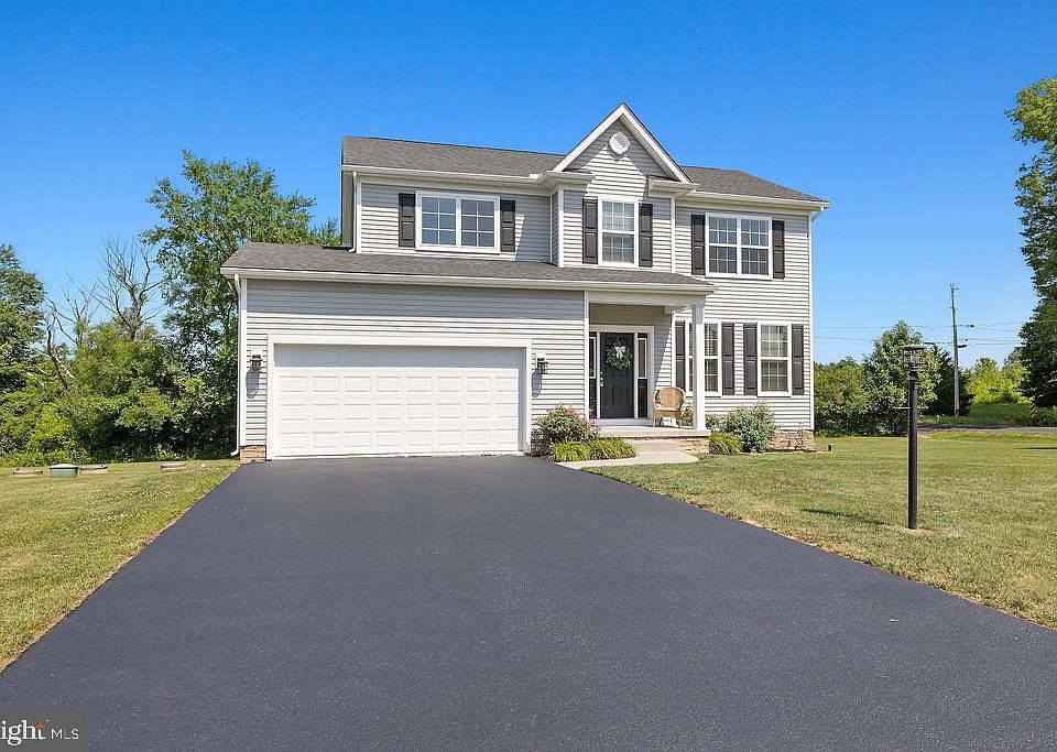 1st image of 15 Logan Cir