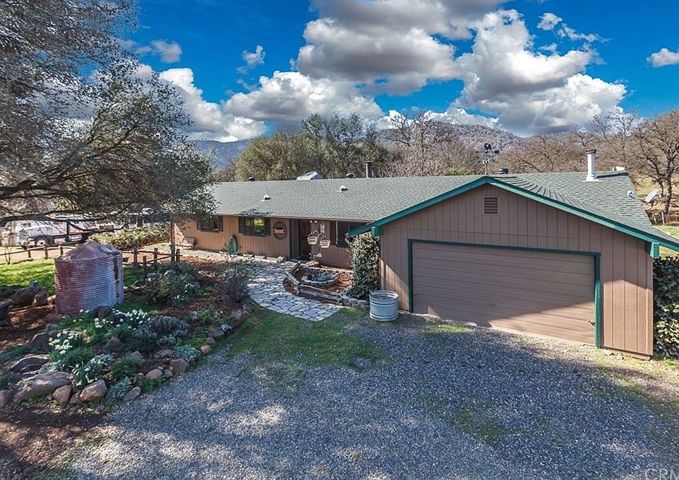 1st image of 4573 Jeannine Ln