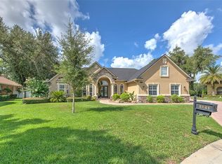 2121 Southern Oaks Ln, Lakeland, FL 33813