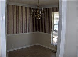 3rd image of 2725 Park Dale Dr