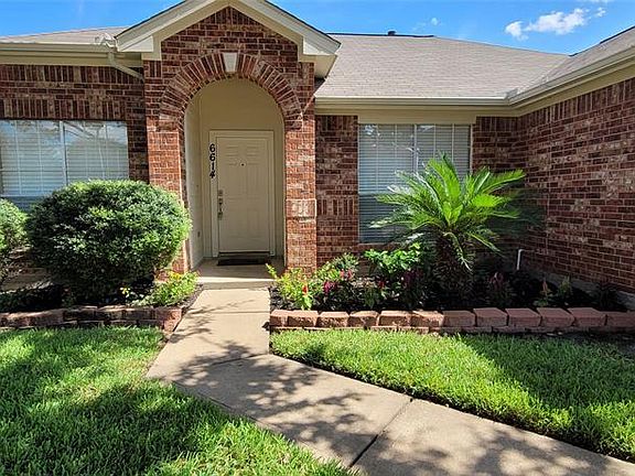 3rd image of 6614 Wide Creek Dr