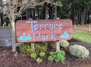 725 E 5th St APT 16, Arlington, WA 98223