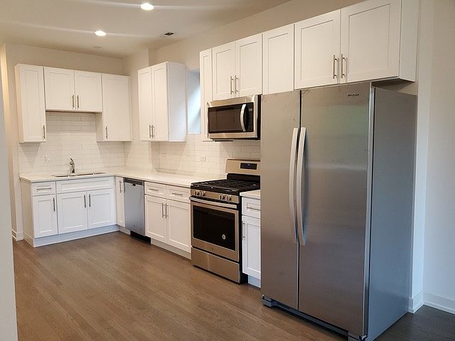 1st image of 1415 W Olive Ave #2