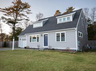 19 Beach Plum Path, Falmouth, MA 02536