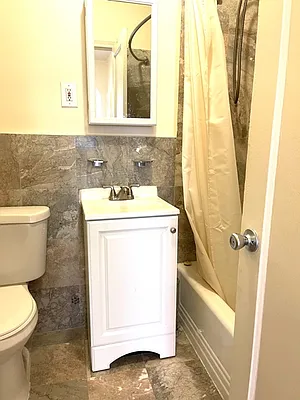 Rented by Oxford Property Group | media 14