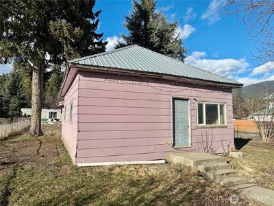 402 Houghton Street, Ione, WA, 99139