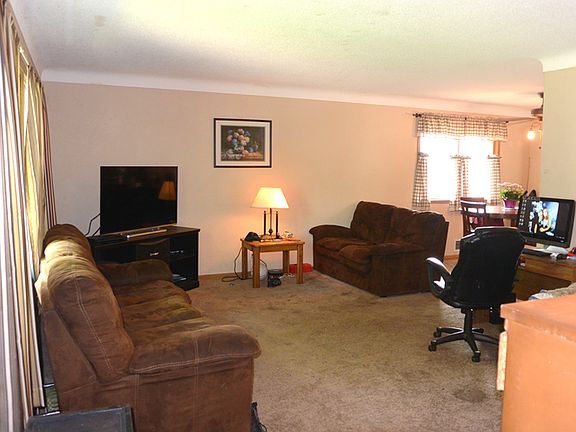 3rd image of 2406 Stewart Ave