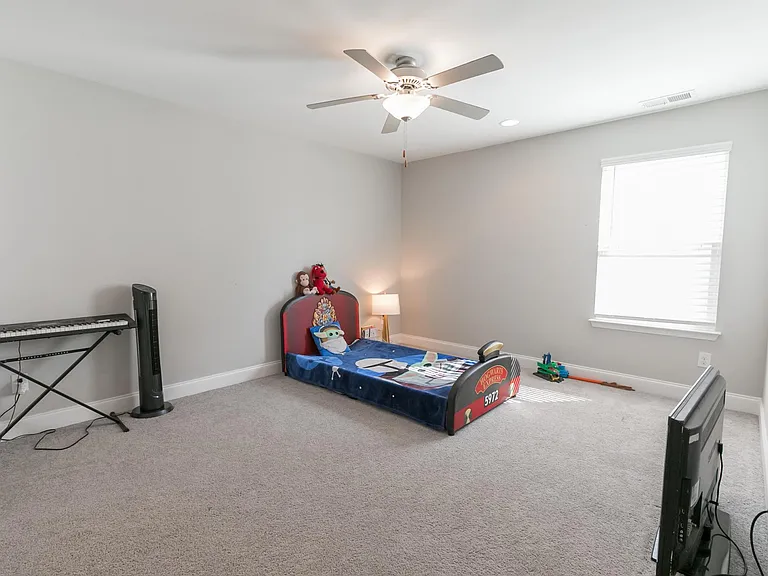 1055 Crisp Spring Dr — Photo 21