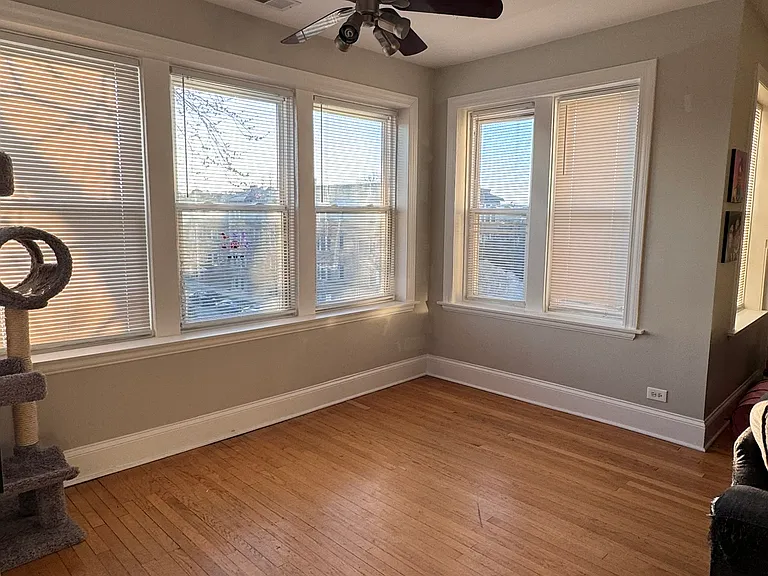 4655 N Drake Ave #2 — Photo 17