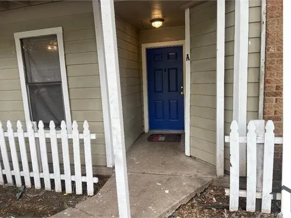 1902 W Loop, Austin, TX