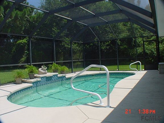 3rd image of 61 Flemingwood Ln