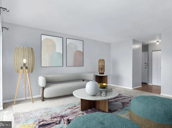 6918 Hanover Pkwy #2, Greenbelt, MD 20770