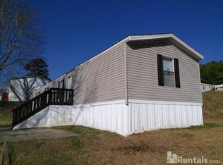 455 Greenview Cir, Fayetteville, GA 30214
