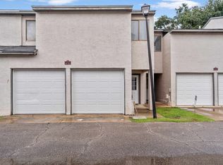 1317 Airport Dr, Tallahassee, FL 32304