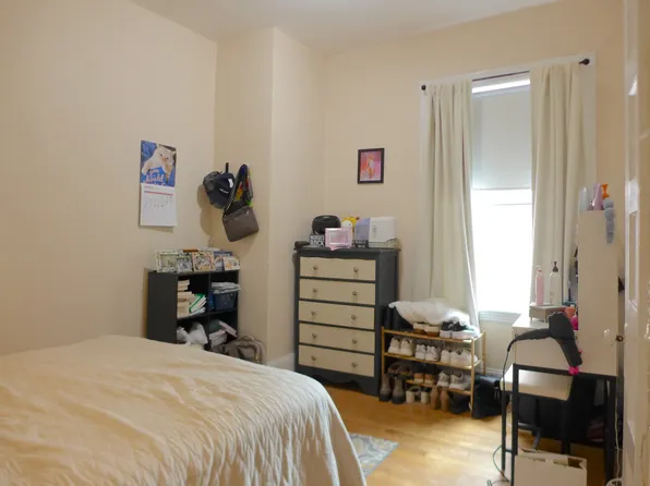 17 Auburn St #2, Brookline, MA 02446