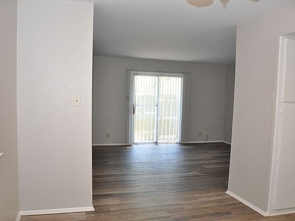 3rd image of 10810 Topperwein Dr #A