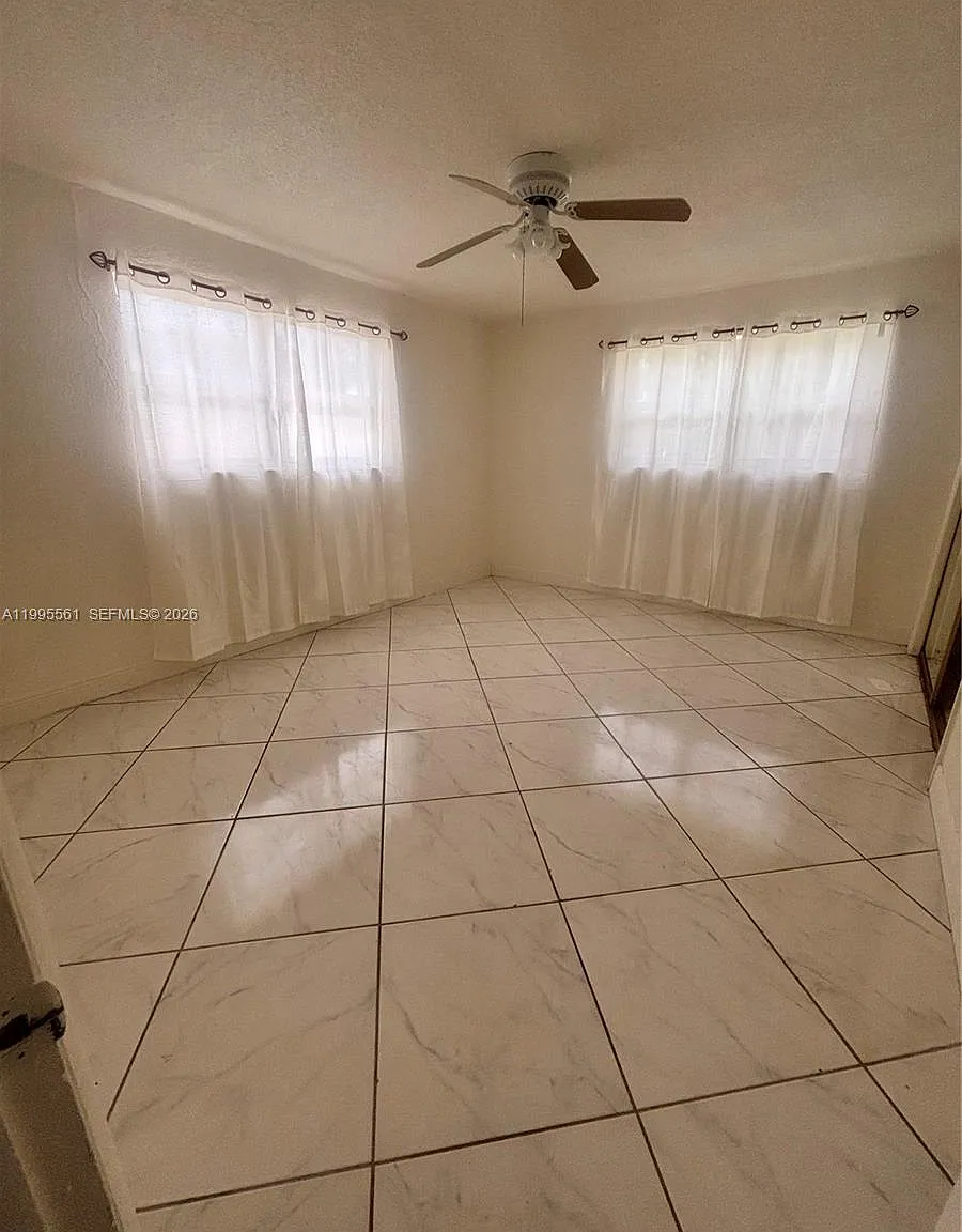 2 bed, 1748 sqft, $2,500 — Photo 3