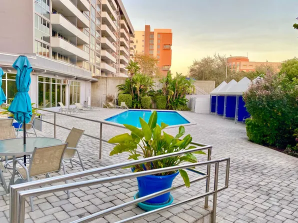 470 3rd St S, Saint Petersburg, FL