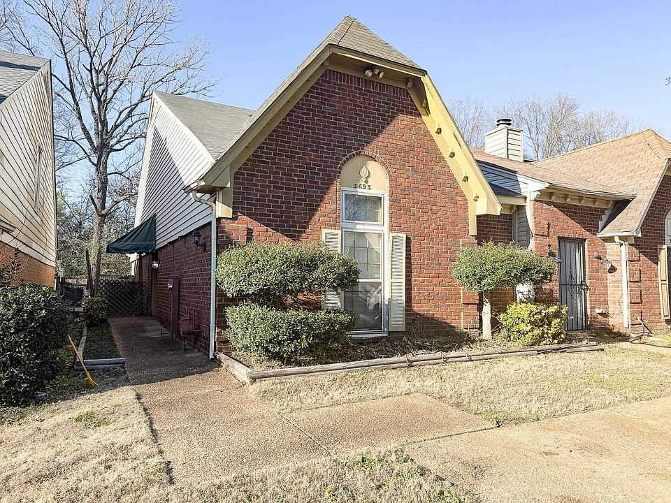 1st image of 3693 Hyacinth Dr